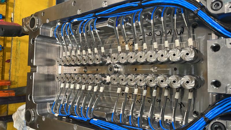 32 impression valve gate 